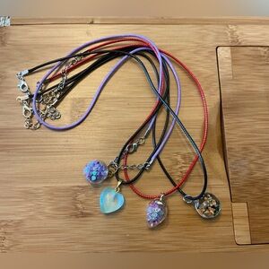 Set of 4 Pendant Necklace